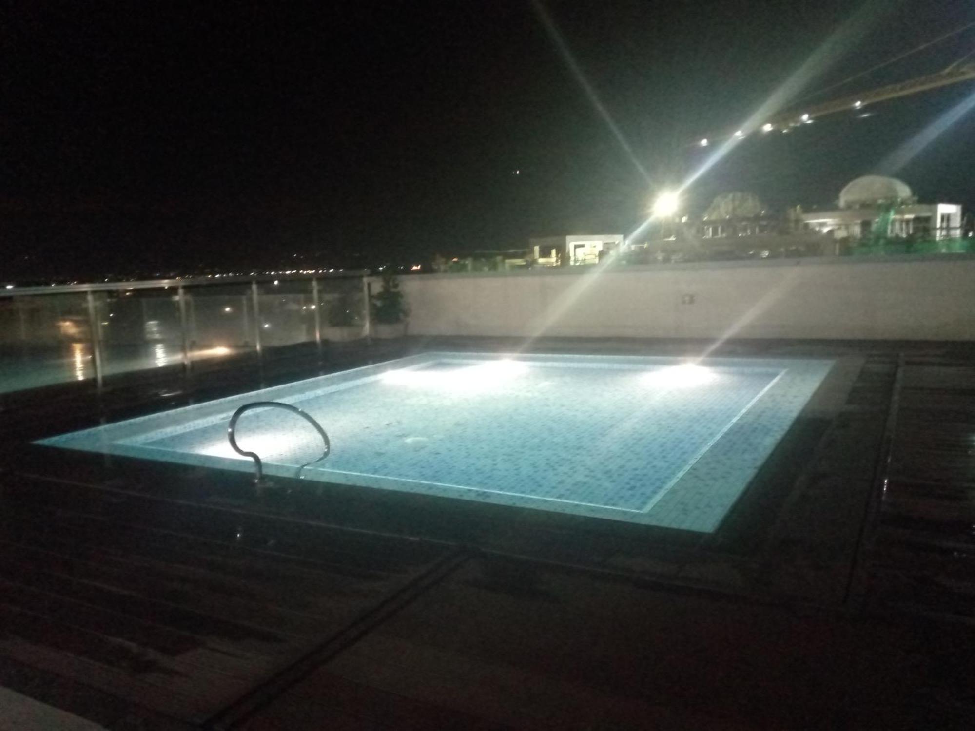 Mactan Newtown 8 Boulevard Deluxe Punta Engaño Extérieur photo
