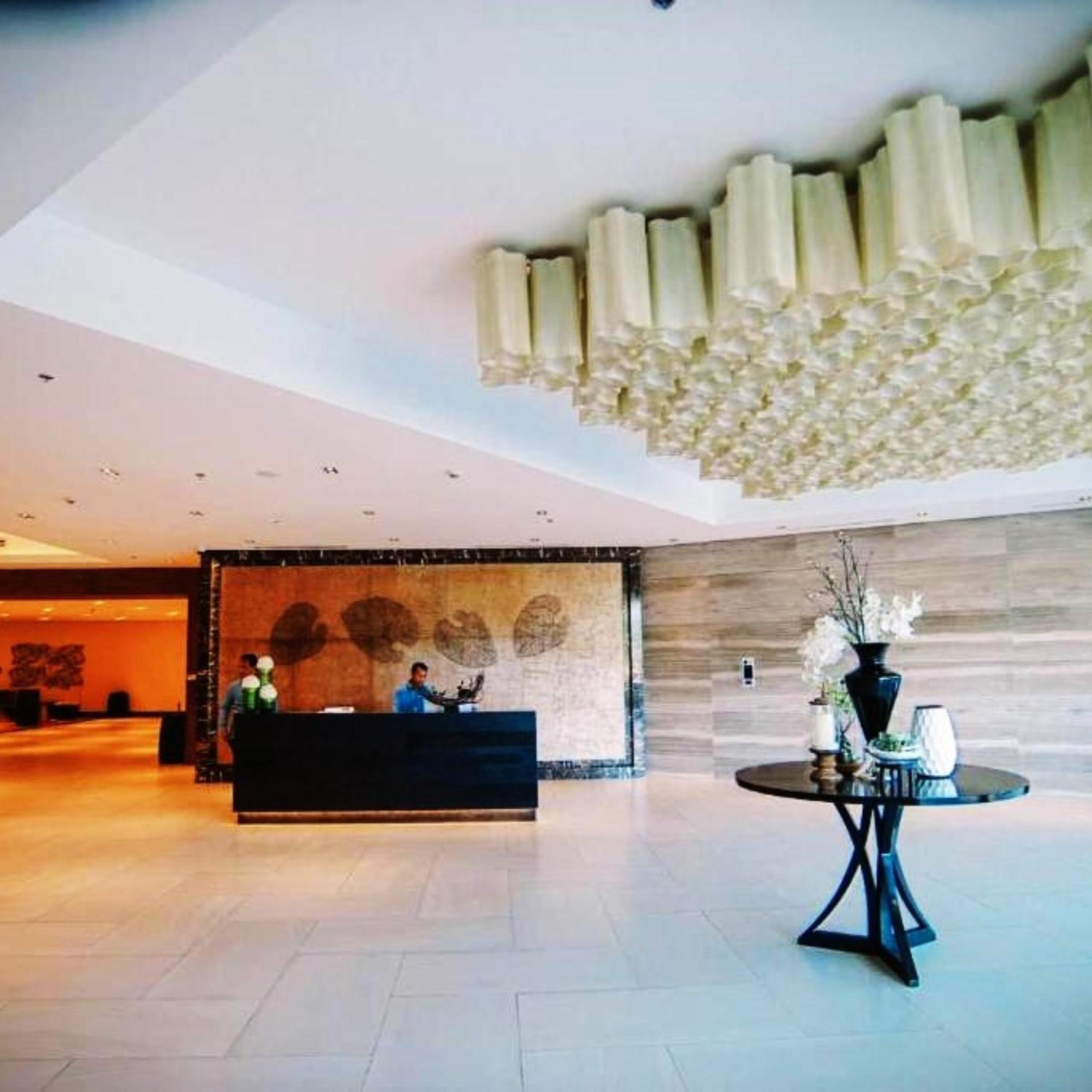 Mactan Newtown 8 Boulevard Deluxe Punta Engaño Extérieur photo